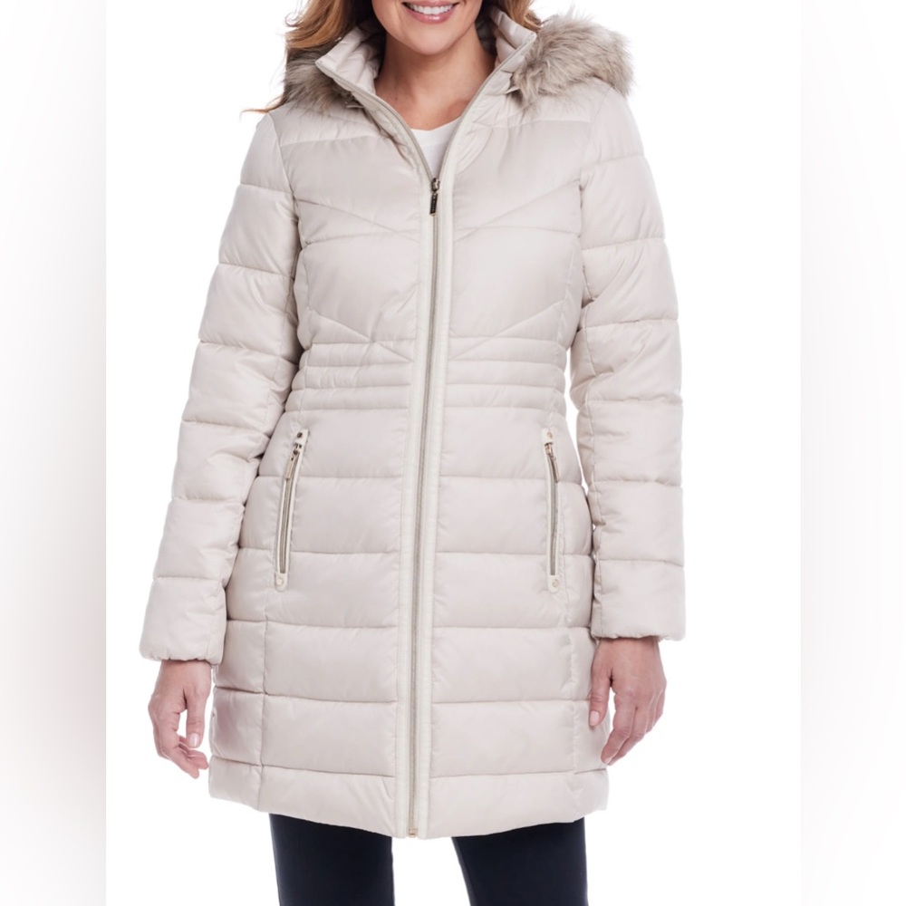 Gallery Women's Cream Puffer Jacket